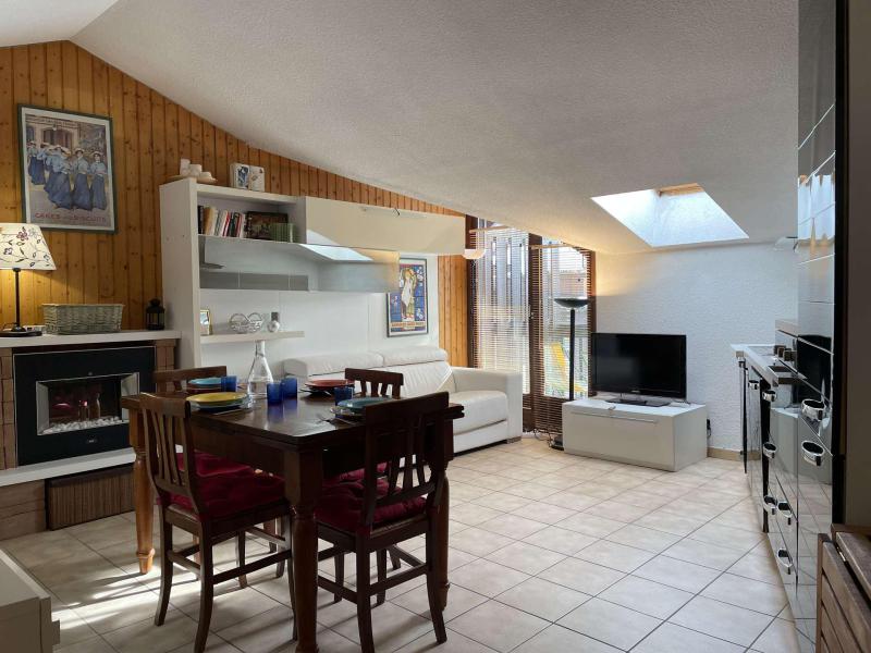 Ski verhuur Appartement 2 kamers 4 personen (302) - La Résidence Ferme d'Augustin - Montgenèvre - Woonkamer