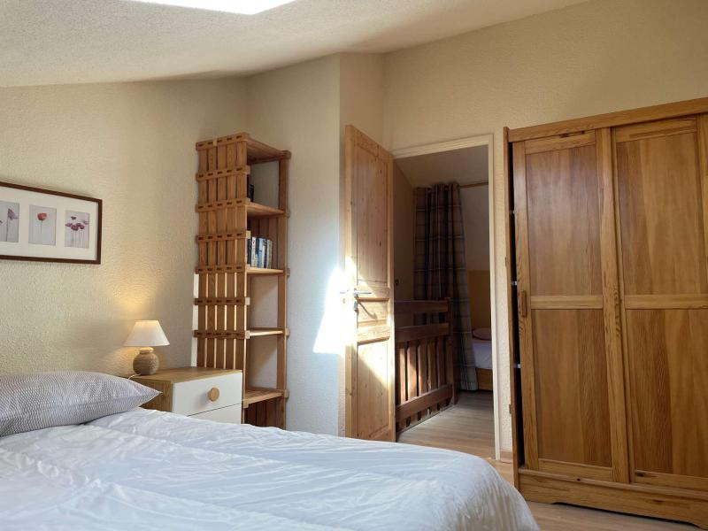 Wynajem na narty Apartament duplex 2 pokojowy z alkową dla 6 osób (110-D18) - La Résidence la Ferme d'Augustin - Montgenèvre - Pokój