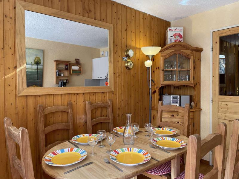 Ski verhuur Appartement duplex 2 kamers bergnis 6 personen (110-D18) - La Résidence la Ferme d'Augustin - Montgenèvre - Eetkamer