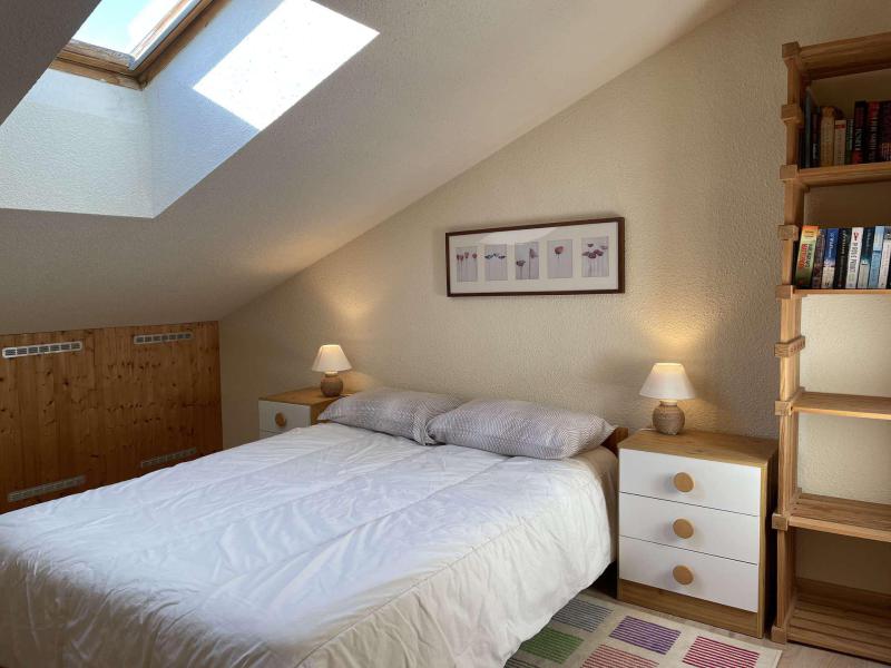 Skiverleih Duplexwohnung 2 Zimmer Schlafnische 6 Personen (110-D18) - La Résidence la Ferme d'Augustin - Montgenèvre - Schlafzimmer