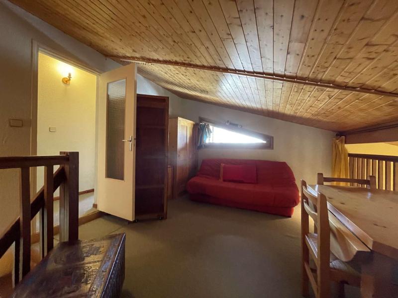 Rent in ski resort 4 room mezzanine apartment 8 people (640-202) - La Résidence le Picamont - Montgenèvre - Mezzanine under mansard (-1,80 m)