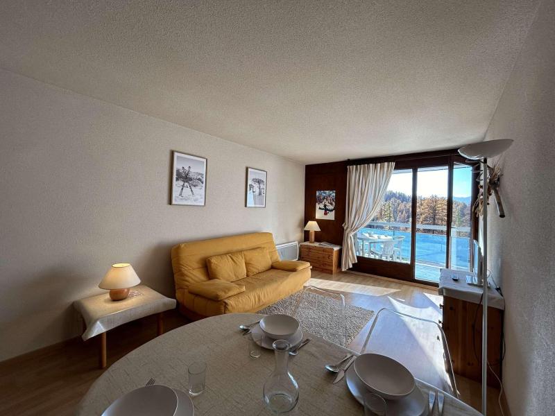 Rent in ski resort Studio sleeping corner 4 people (ORIO54) - La Résidence les Anges - Montgenèvre