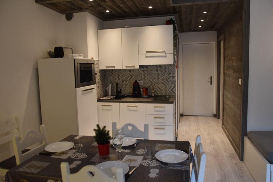 Location au ski Studio cabine 6 personnes (NG18) - La Résidence Neige et Golf - Montgenèvre - Coin repas