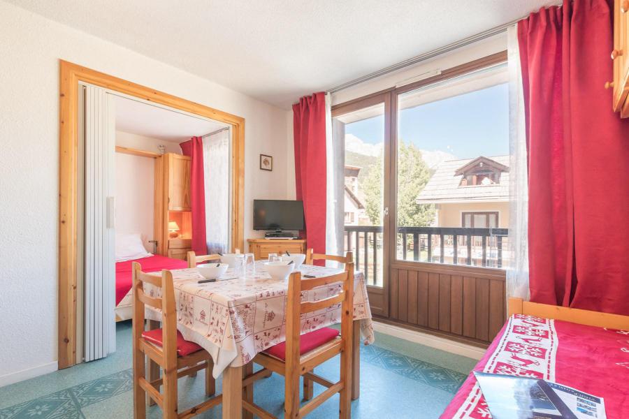 Ski verhuur Appartement 2 kamers 6 personen (SMOQ10) - Résidence Central Station - Montgenèvre - Woonkamer