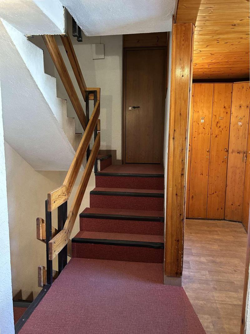 Rent in ski resort 2 room apartment 2 people (005) - Résidence Chalet Saint Roch - Montgenèvre - Inside