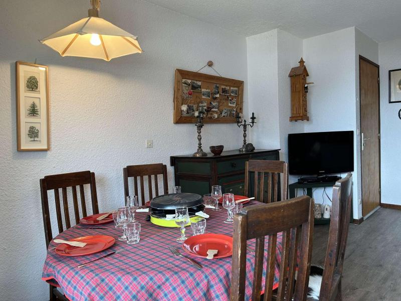 Ski verhuur Appartement 3 kamers 6 personen (D451) - Résidence Chamoisière - Montgenèvre - Woonkamer