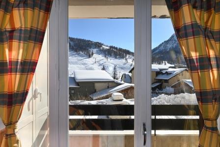 Rent in ski resort Studio sleeping corner 4 people (5) - Résidence l'Alpet - Montgenèvre - Plan