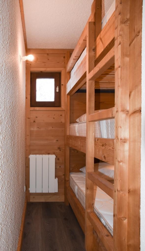 Ski verhuur Appartement 3 kamers 5 personen (A215) - Résidence la Chamoisière - Montgenèvre - Cabine