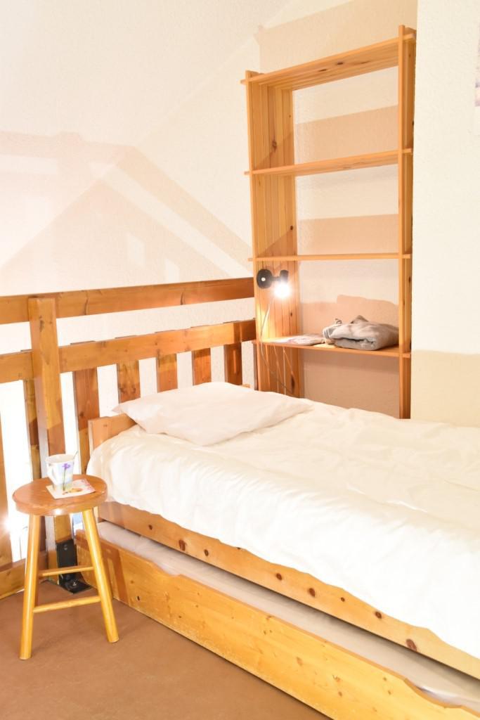 Rent in ski resort 3 room duplex apartment 6 people (B40) - Résidence la Ferme d'Augustin - Montgenèvre