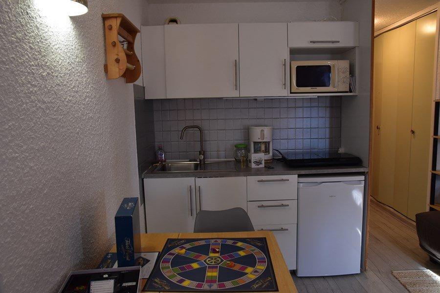 Location au ski Studio 4 personnes (PONC) - Résidence la Renardière - Montgenèvre - Kitchenette