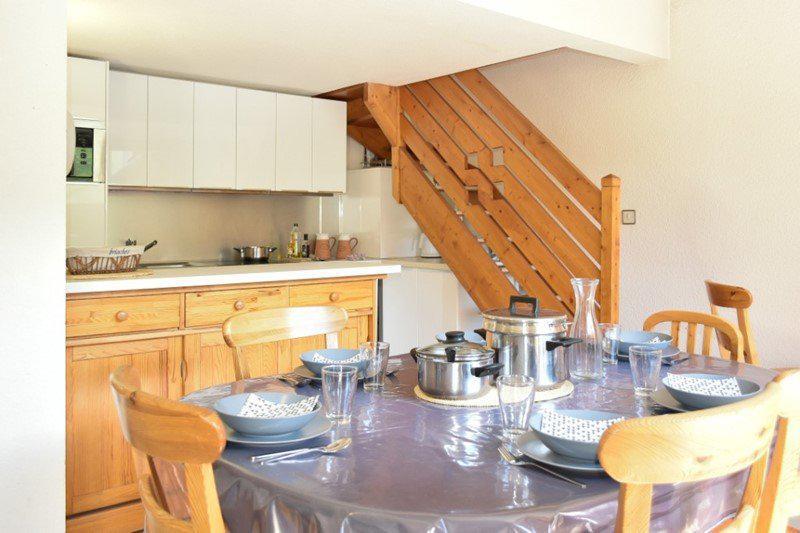 Ski verhuur Appartement duplex 4 kamers 6 personen (205) - Résidence le Golf - Montgenèvre - Woonkamer