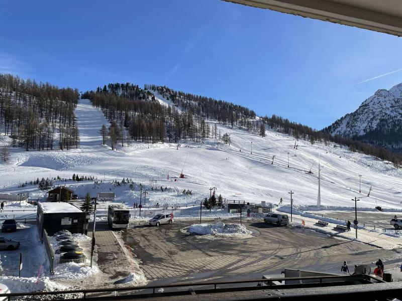 Ski verhuur Appartement 2 kamers bergnis 6 personen (DOV) - Résidence le Transalpin - Montgenèvre - Buiten winter