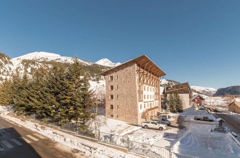 Rent in ski resort 3 room apartment 7 people (OTT10) - Résidence les Bardeaux - Montgenèvre - Winter outside