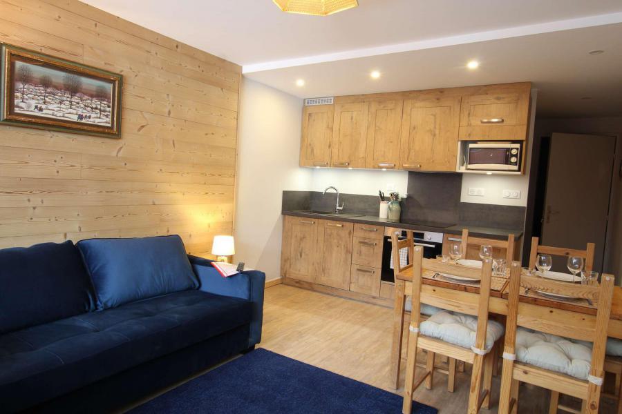 Rent in ski resort 2 room apartment sleeping corner 6 people (329-2) - Résidence les Chalmettes 1 - Montgenèvre - Living room