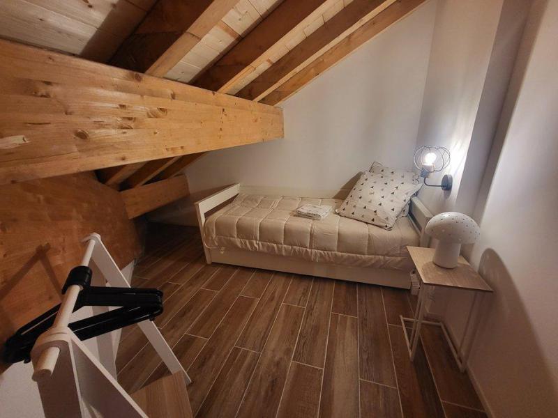 Ski verhuur Appartement 3 kamers 6 personen (203) - Voie Lactee - Montgenèvre - Zolderkamer