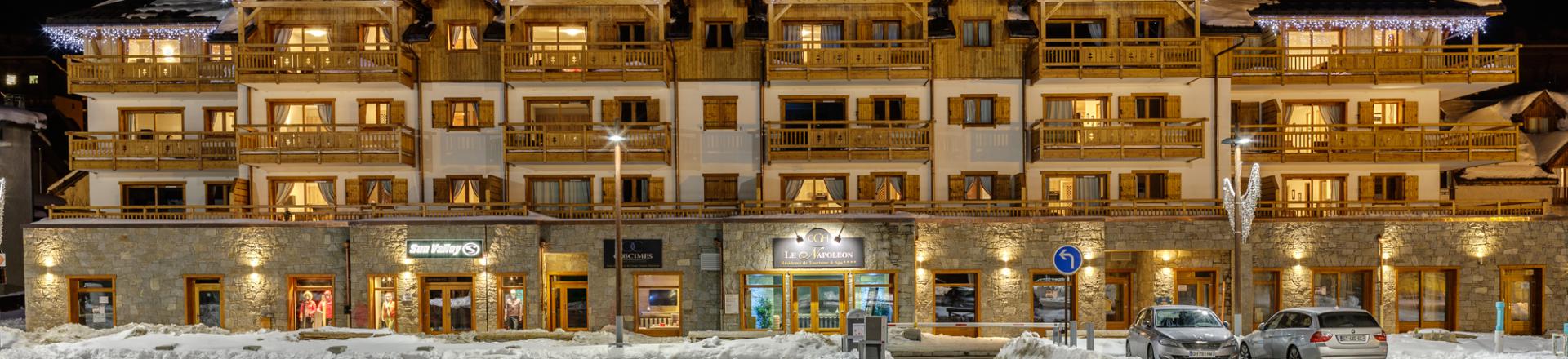 Location au ski Résidence Boutique Le Napoléon - Montgenèvre - Extérieur hiver