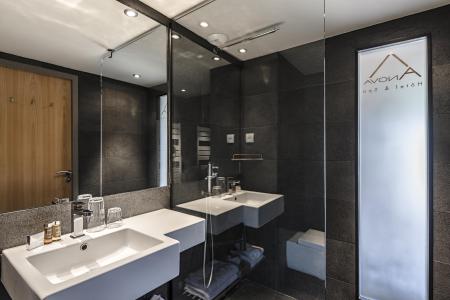 Rent in ski resort Anova Hôtel & Spa - Montgenèvre - Bathroom