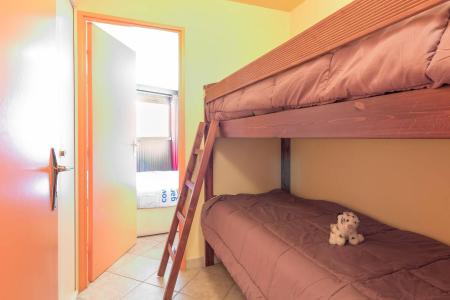 Soggiorno sugli sci Appartamento 2 stanze con alcova per 6 persone (CHIESA) - La Résidence la Loubatière - Montgenèvre - Cabina