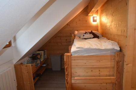 Rent in ski resort 3 room apartment 6 people (NG27) - La Résidence Neige et Golf - Montgenèvre - Bedroom