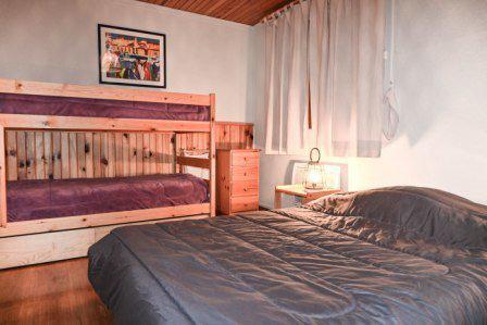 Rent in ski resort 3 room apartment 8 people - Résidence l'Alpet - Montgenèvre - Bedroom