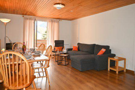 Rent in ski resort 3 room apartment 8 people - Résidence l'Alpet - Montgenèvre - Living room