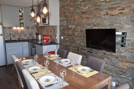 Rent in ski resort 2 room apartment 8 people (B374) - Résidence la Chamoisière - Montgenèvre - Dining area