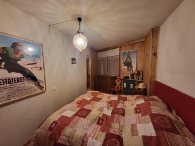 Rent in ski resort 2 room apartment sleeping corner 4 people (52) - Résidence la Loubatière - Montgenèvre - Bedroom
