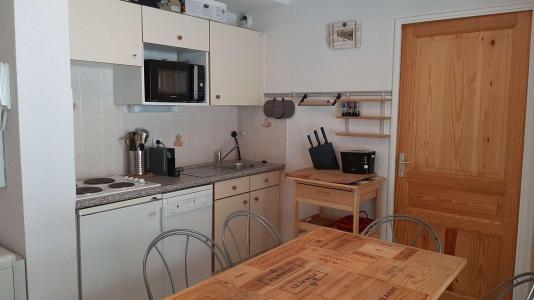 Rent in ski resort 3 room apartment 4 people (107) - Résidence La Plane - Montgenèvre