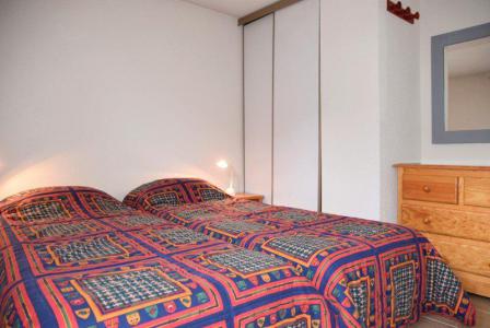 Rent in ski resort 4 room duplex apartment 8 people (205) - Résidence le Golf - Montgenèvre