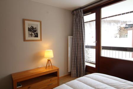 Ski verhuur Appartement 2 kamers bergnis 6 personen (329-2) - Résidence les Chalmettes 1 - Montgenèvre - Cabine