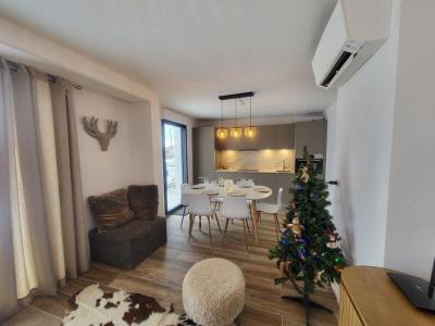 Rent in ski resort 3 room apartment 6 people (01) - Voie Lactee - Montgenèvre - Living room
