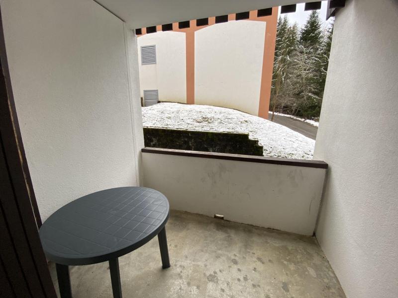 Rent in ski resort 2 room apartment 4 people (10) - Résidence Grande Neige - Morillon - Balcony