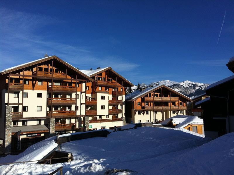 Аренда на лыжном курорте Résidence les Jardins Alpins - Morillon - зимой под открытым небом