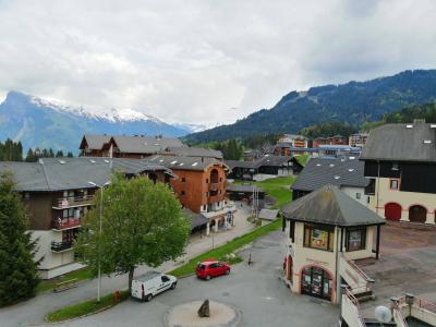 Rent in ski resort 2 room mezzanine apartment 6 people (52) - Résidence Grande Neige - Morillon - Balcony