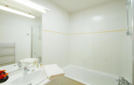 Rent in ski resort Résidence le Buet - Morillon - Bathroom
