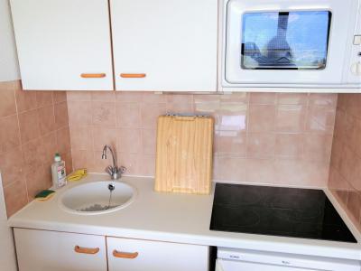 Rent in ski resort Studio sleeping corner 4 people (2104) - Résidence le Grand Horizon - Morillon - Kitchenette