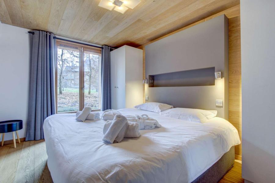 Rent in ski resort 6 room chalet 10 people - Chalet Albatros - Morzine - Bedroom