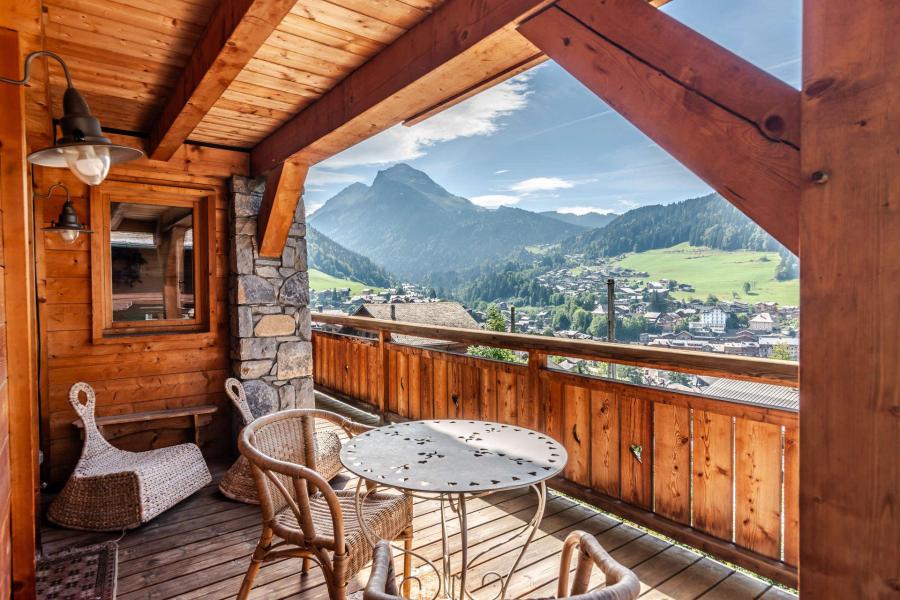 Soggiorno sugli sci Chalet As de Coeur - Morzine - Balcone