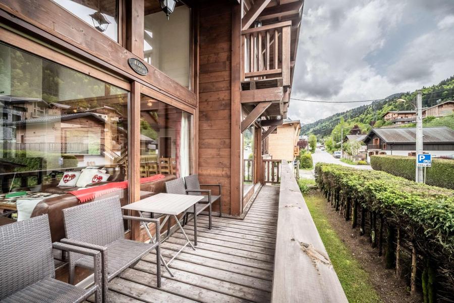 Location au ski Chalet triplex 10 pièces 17 personnes - Chalet Beauséjour - Morzine - Terrasse