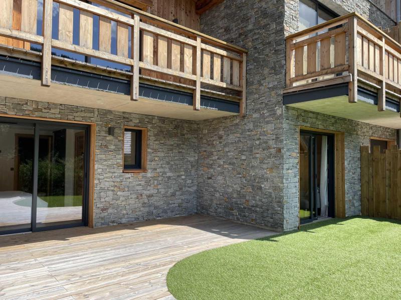 Rent in ski resort Chalet Constantine - Morzine - Garden