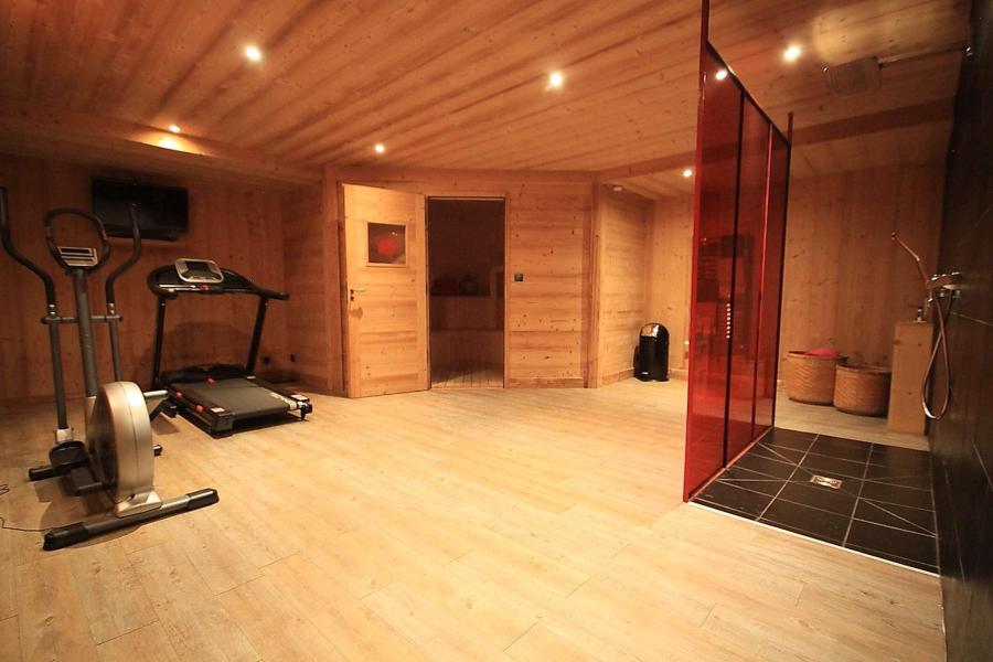 Rent in ski resort 8 room chalet 11 people - Chalet Igloo - Morzine - Apartment