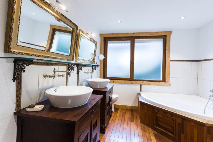 Location au ski Chalet 6 pièces 10 personnes - Chalet le Blizzard - Morzine - Salle de bain