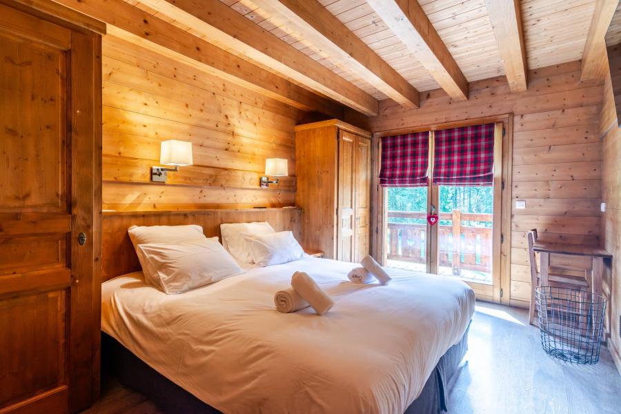 Rent in ski resort 7 room chalet 14 people - Chalet le Vanant - Morzine - Bedroom