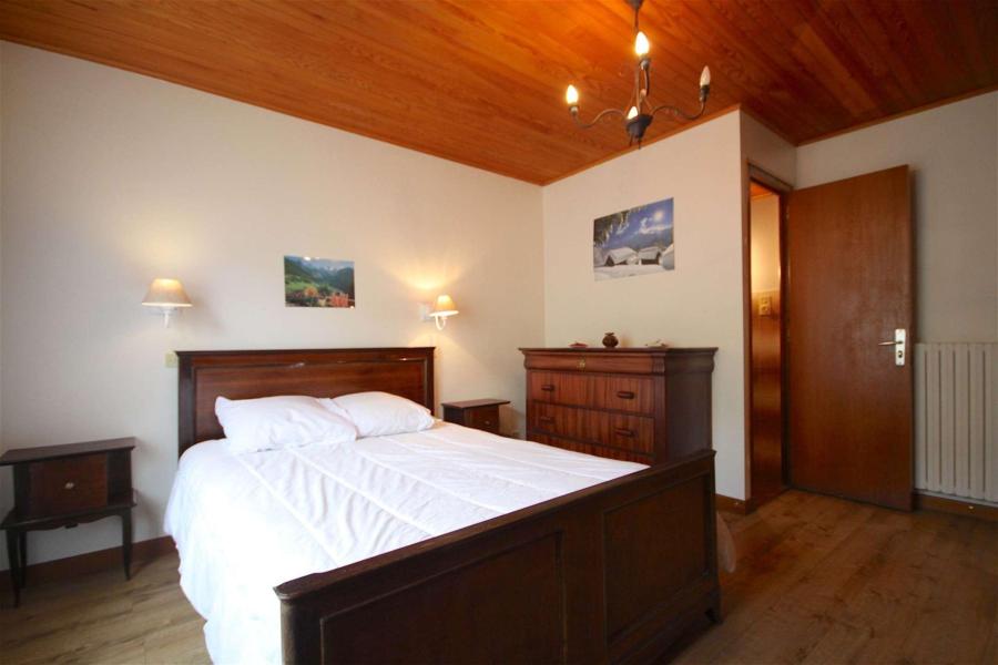 Rent in ski resort 3 room apartment 6 people (1) - Chalet les Triolets - Morzine - Bedroom