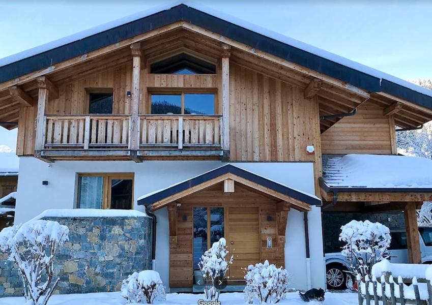 Rent in ski resort 6 room chalet 12 people - Chalet Roches Noires - Morzine - Winter outside