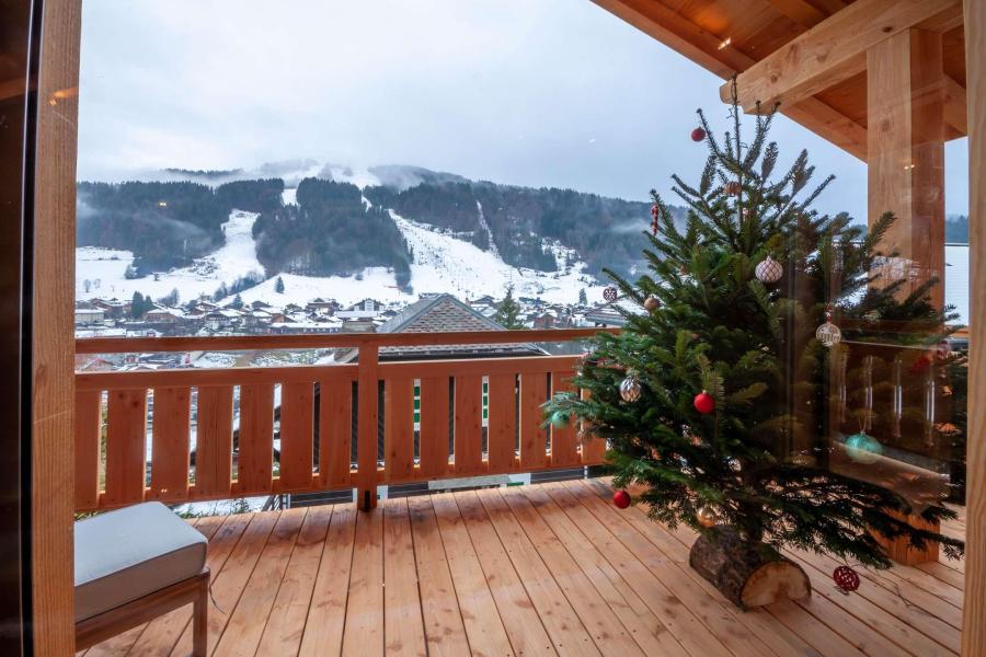 Rent in ski resort 5 room triplex chalet 9 people - Chalet Tilly - Morzine - Winter outside