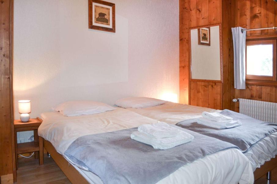 Rent in ski resort 5 room duplex apartment 10 people (3) - La Maison Rose - Morzine - Bedroom