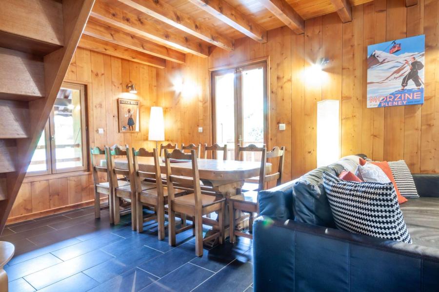 Rent in ski resort 5 room duplex apartment 10 people (3) - La Maison Rose - Morzine - Living room