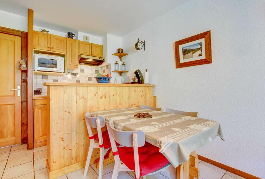 Skiverleih 3-Zimmer-Appartment für 6 Personen (4) - La Résidence la Corniche - Morzine - Wohnzimmer