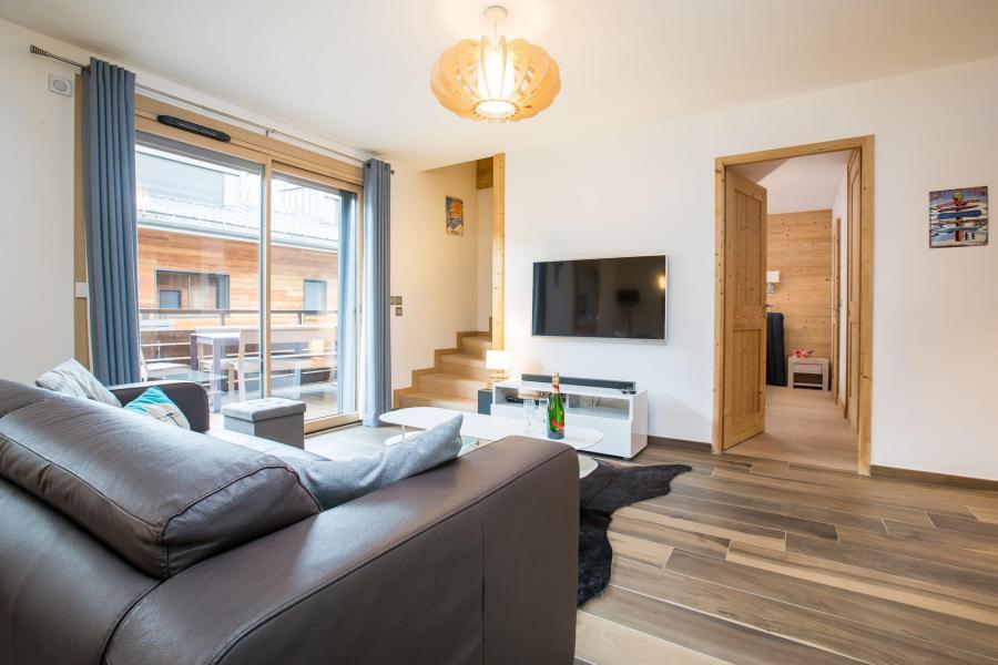 Rent in ski resort 5 room duplex apartment 9 people (A201) - Les Chalets de Joux Plane - Morzine - Living room